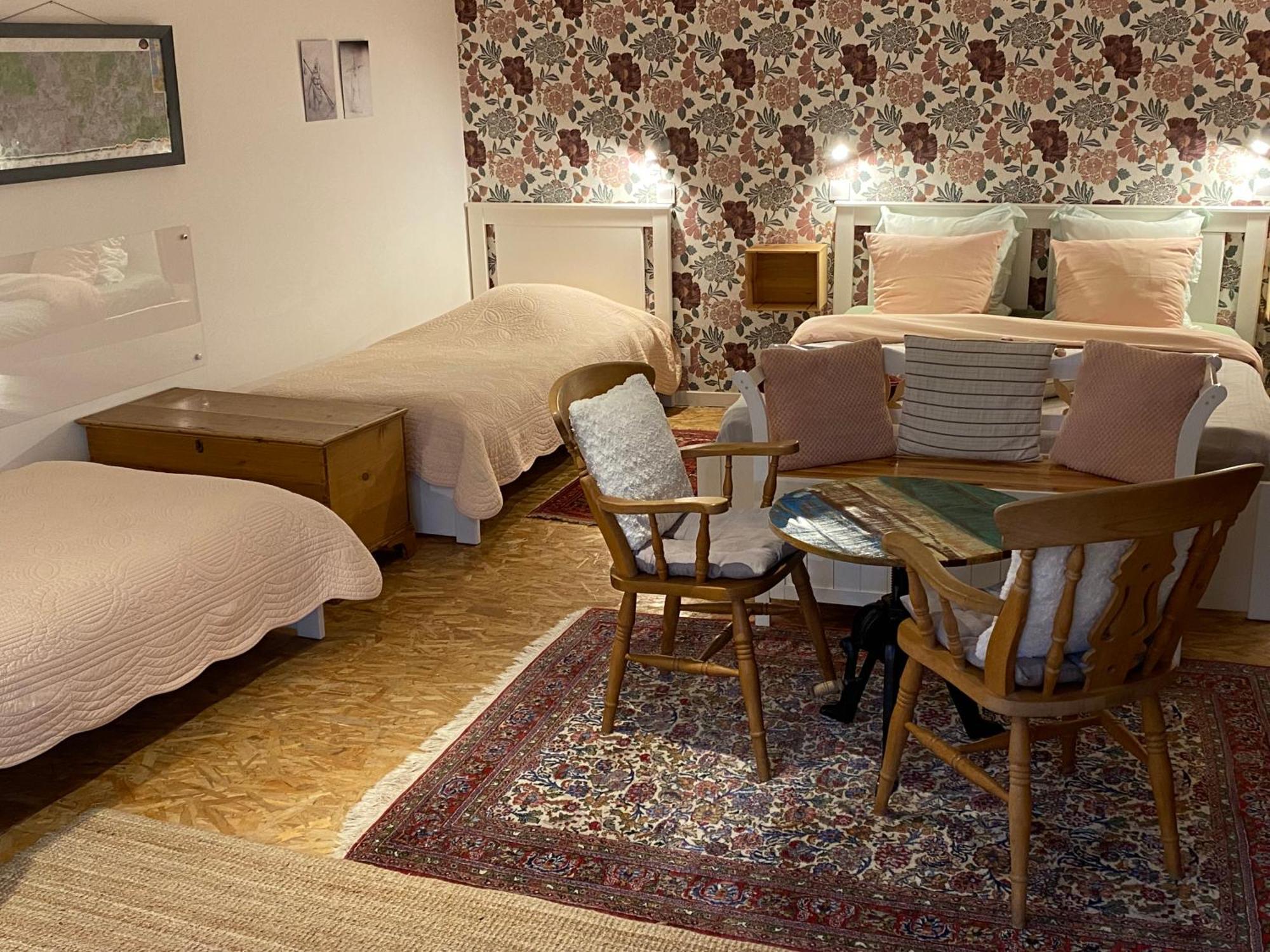 Chambre D'Hotes Les 3 Cochons D'Olt Arcambal Eksteriør billede